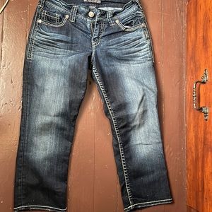 Crop Jean dark wash size 27